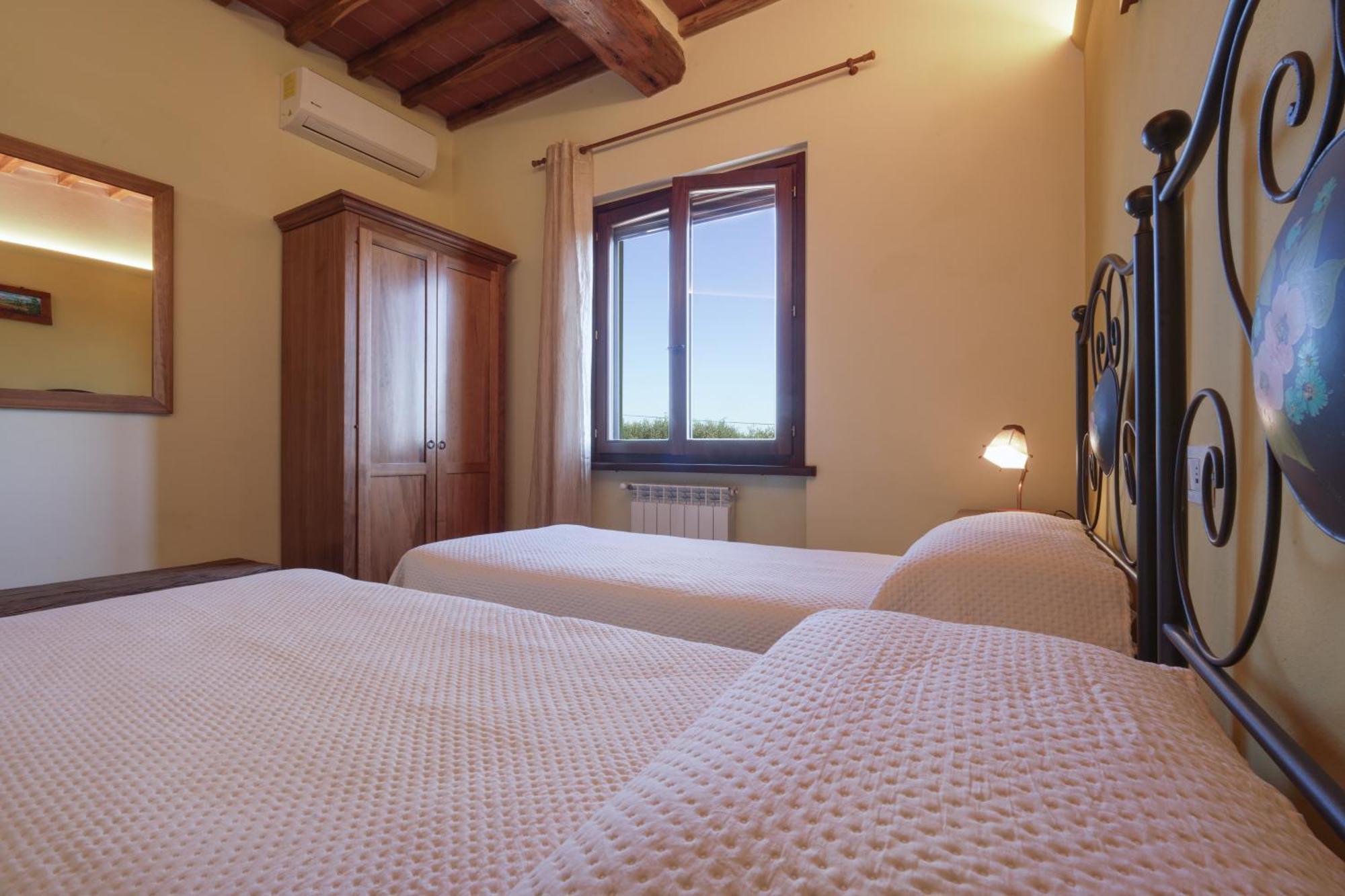 Charming House - Parking Included Apartment San Gimignano Exterior photo
