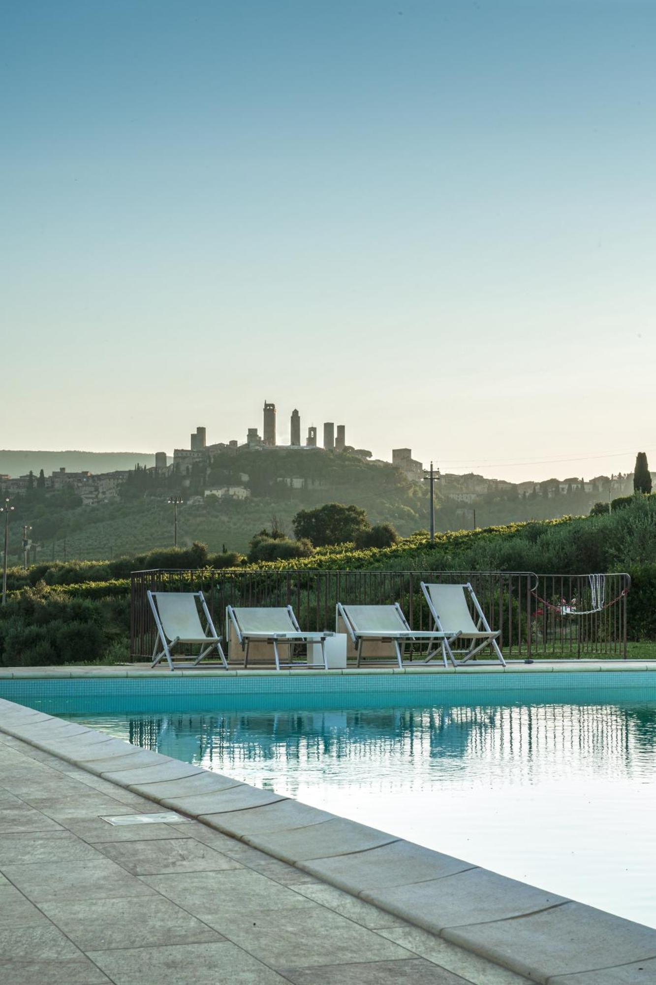 Charming House - Parking Included Apartment San Gimignano Exterior photo
